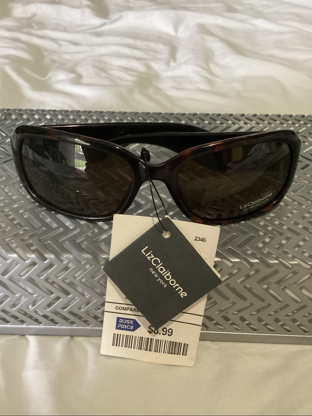 NWT Liz Claiborne Sunglasses